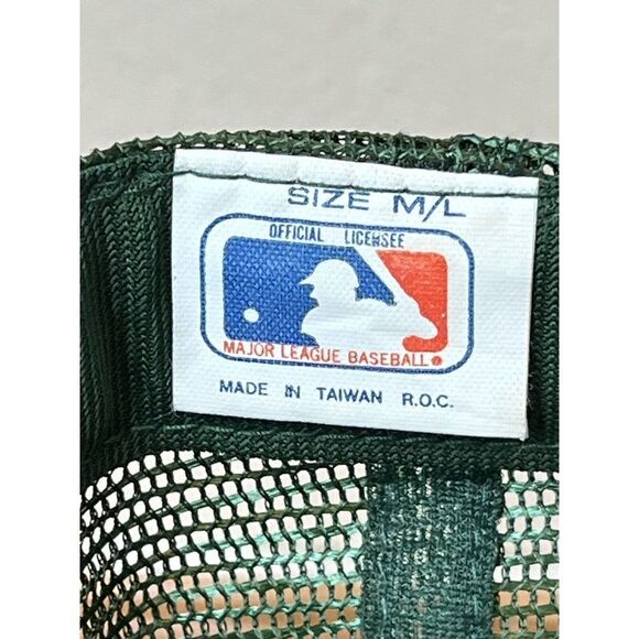 Vintage Oakland Athletics A's MLB Mesh Back Trucker Snapback Hat Size M/L - Picture 3 of 3